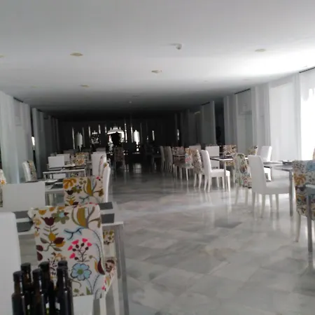 Hotel Albayzin Del Mar 4*